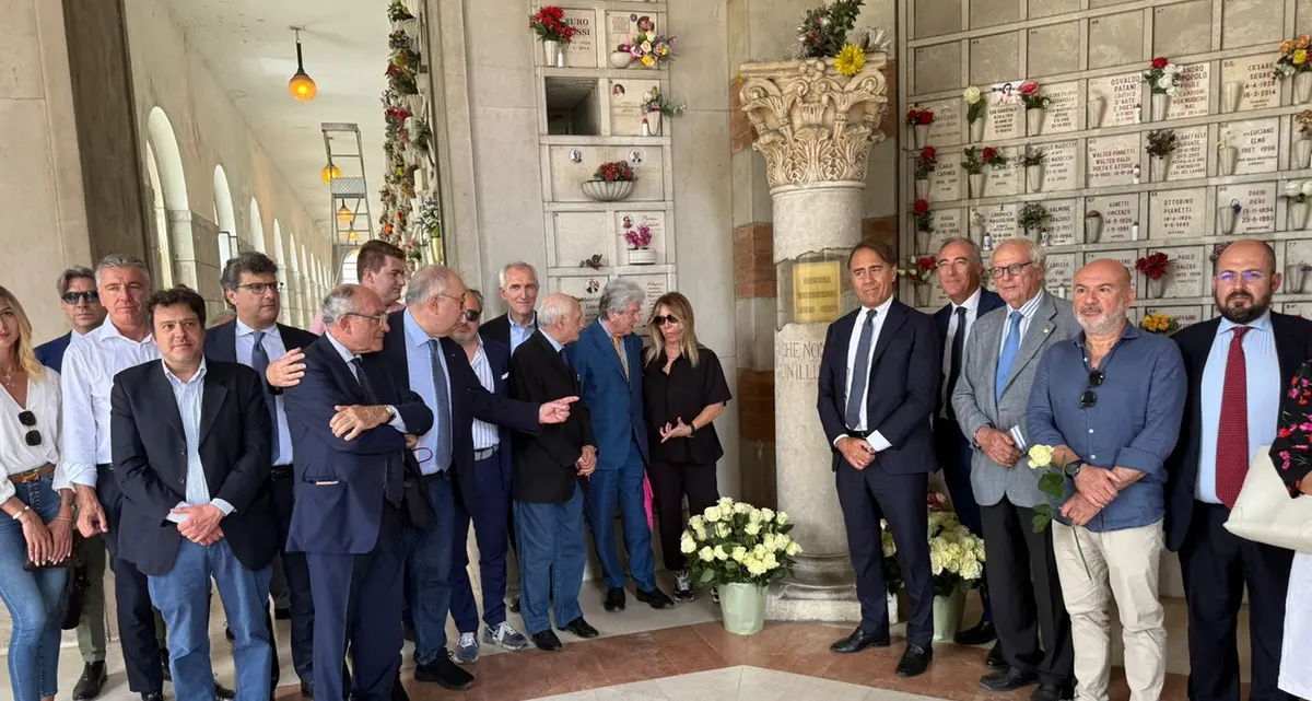 Tortora, la Fondazione Einaudi lo ricorda a Milano con la figlia Gaia e tanti cittadini
