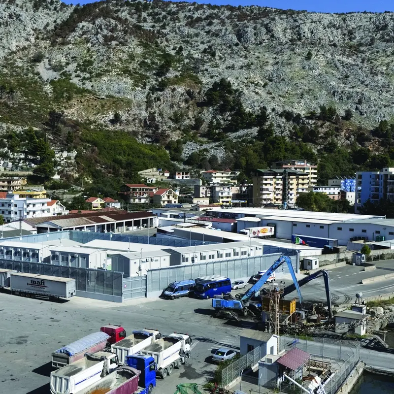 Il silenzio assordante delle autorità italiane sul Cpr in Albania