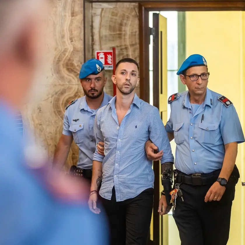 Confermato l’ergastolo per Impagnatiello, ma cade la premeditazione. La sorella di Giulia: “Vergogna”