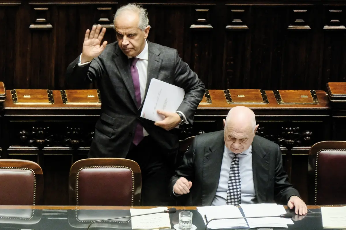 Foto Mauro Scrobogna/LaPresse 21-02-2024 Roma (Italia) Politica - Camera dei Deputati, interrogazioni a risposta immediata - Nella foto: il Ministro dell\\u2019interno Matteo Piantedosi, il Ministro della Giustizia Carlo Nordio durante il question time February 21, Rome (Italy) Politics - Chamber of Deputies, questions with immediate answer - In the photo: the Minister of the Interior Matteo Piantedosi, the Minister of Justice Carlo Nordio during question time , LaPresse