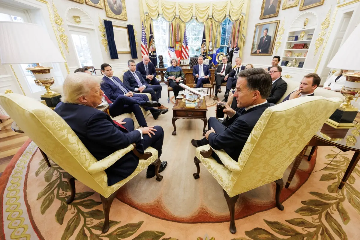 DONALD TRUMP PRESIDENTE USA, MARK RUTTE SEGRETARIO GENERALE NATO , IMAGOECONOMICA