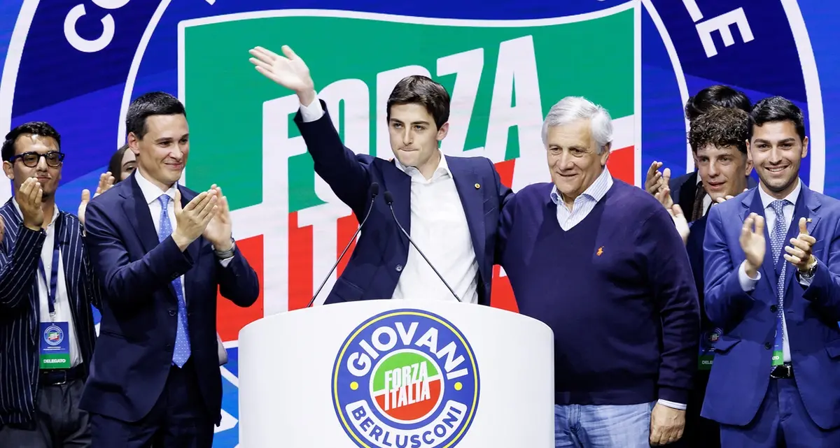 Forza Italia, Leoni alimenta le tensioni con la Lega dopo gli attacchi al generale Vannacci