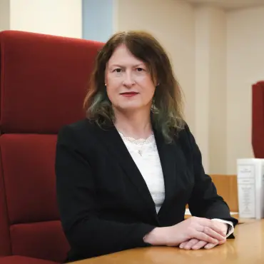 Il “caso Regno Unito” arriva alla Cedu: giudice trans ricorre contro la definizione legale di donna