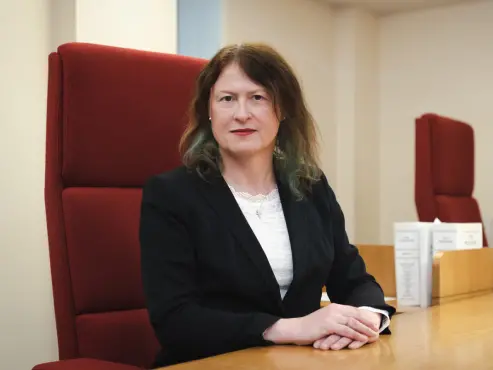 Il “caso Regno Unito” arriva alla Cedu: giudice trans ricorre contro la definizione legale di donna