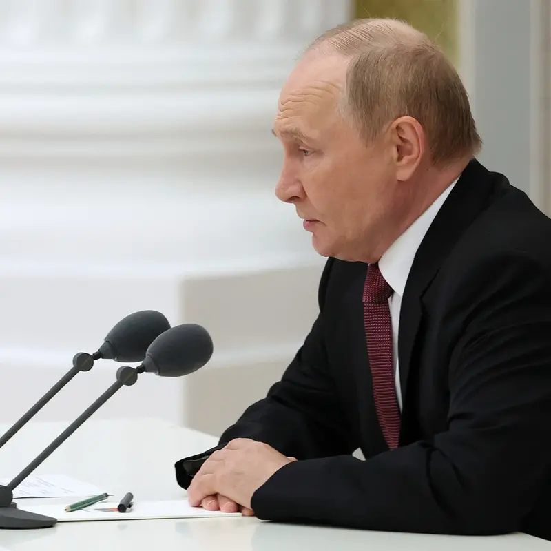 Scontro Occidente-Russia, nuove sanzioni e tensioni a Bruxelles: l’Ue frena sul prestito da 140 miliardi a Kiev