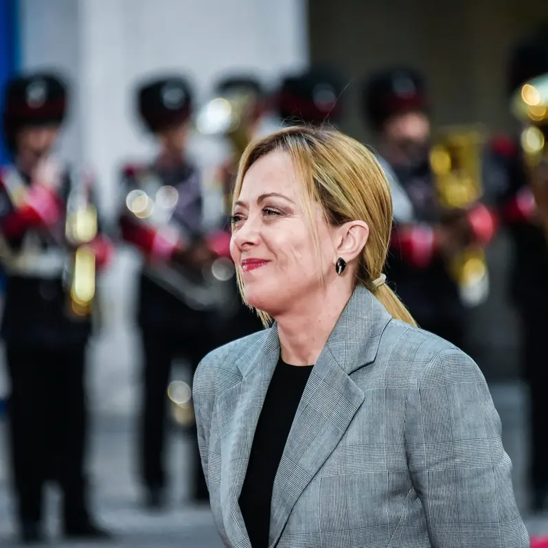 Giorgia Meloni in bilico tra richiami securitari e difesa del garantismo: il sentiero stretto che porta al referendum