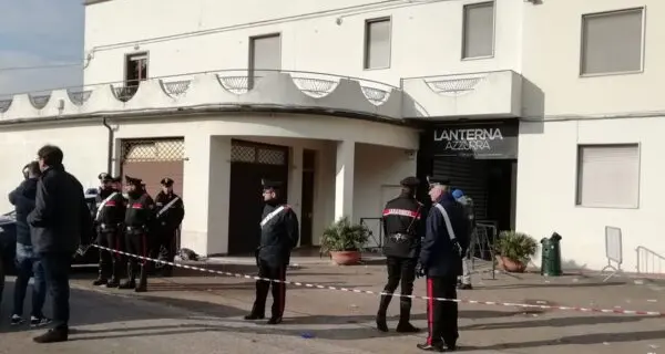 Strage di Corinaldo, era in permesso per laurearsi: non è tornato in carcere