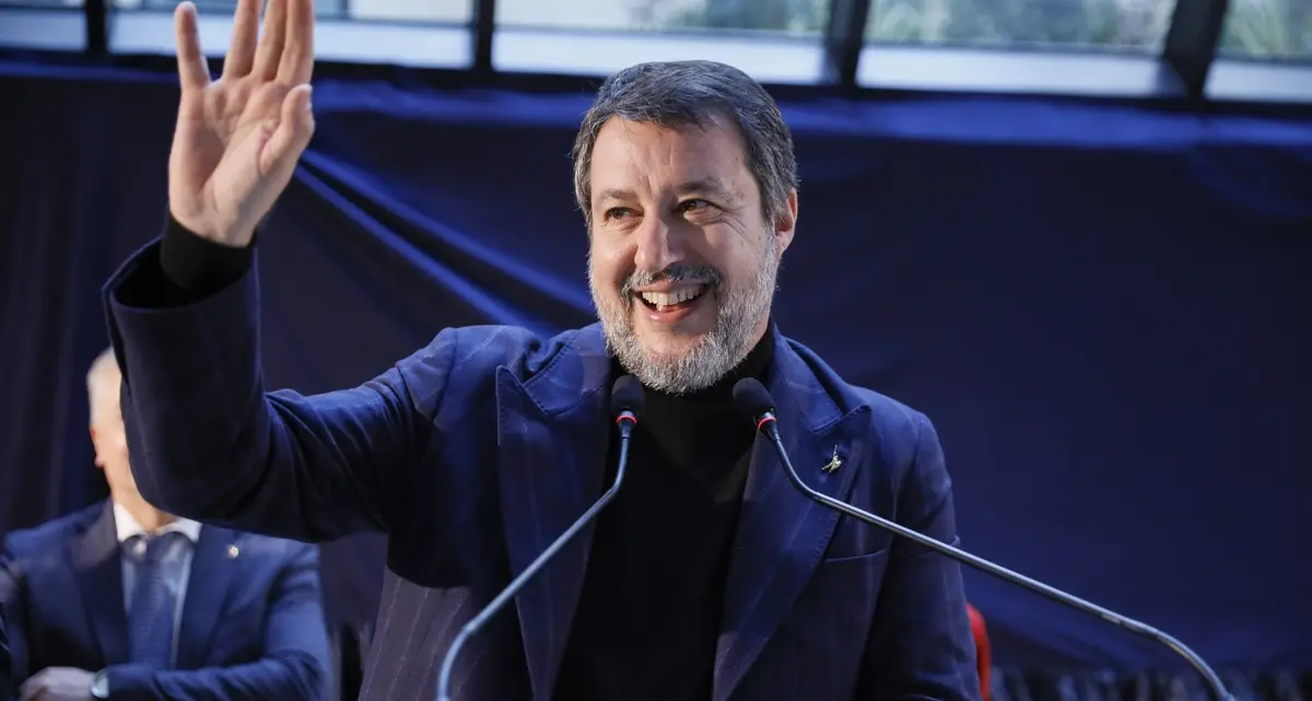 Ponte sullo Stretto, Salvini: «Cantieri nel 2026, ma sarà una rivoluzione»