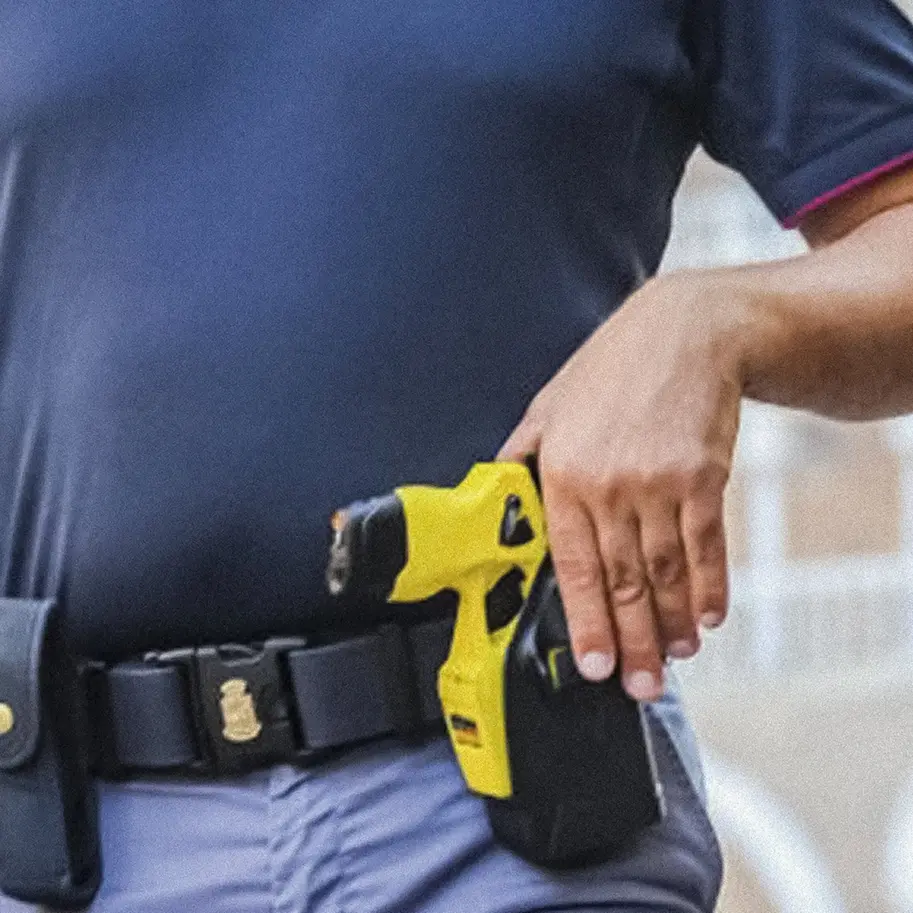 Colpito con il taser, 41enne muore in ospedale a Reggio Emilia