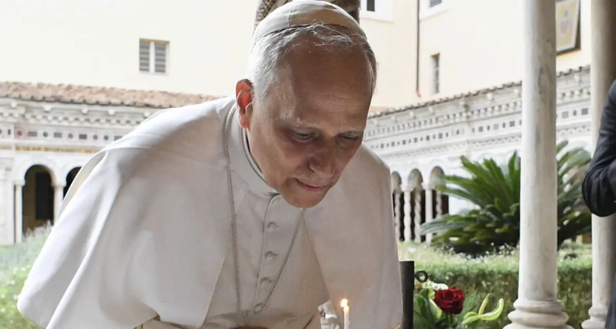 Papa Leone XIV compie 70 anni e parla al mondo