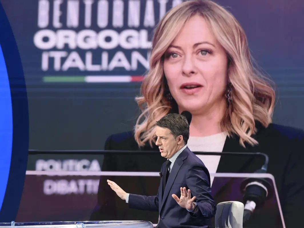 Caso Almasri, Meloni e Nordio nella bufera. Renzi: «Hanno mentito agli italiani e al Parlamento»
