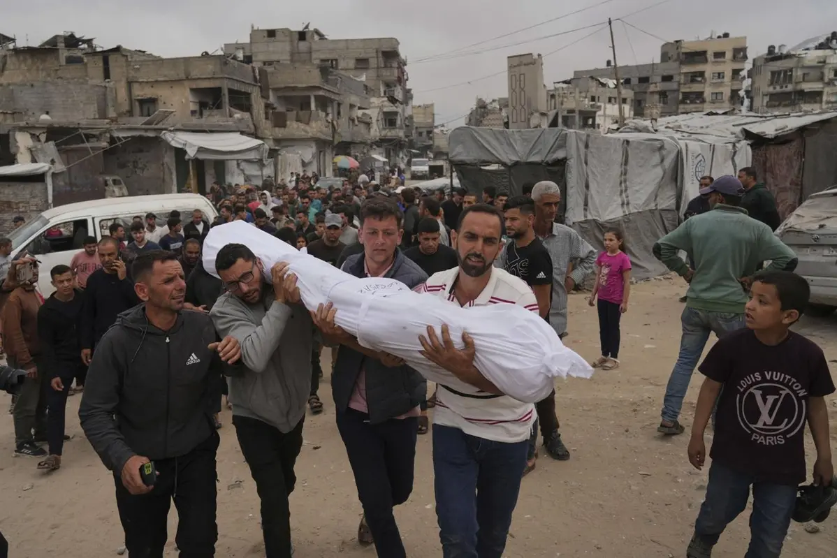Funerali delle vittime del bombardamento israeliano sulla scuola Onu a Jabaliya , APN