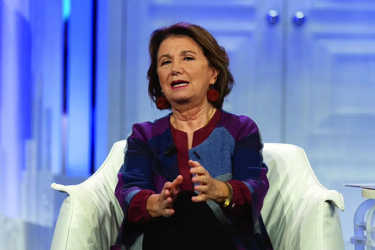 EUGENIA MARIA ROCCELLA - MINISTRO PER LA FAMIGLIA , NATALITA\\' E PARI OPPURTUNITA\\u00D5 , IMAGOECONOMICA