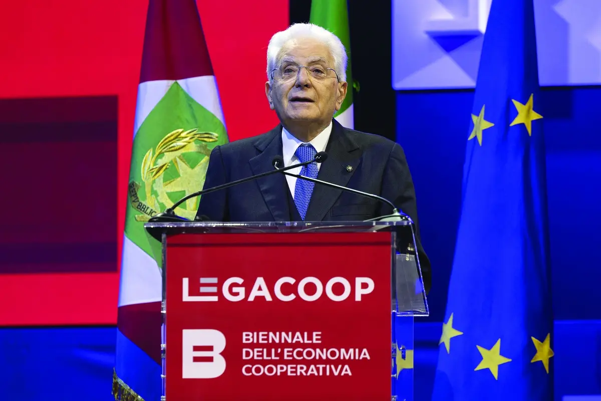 Il Presidente della Repubblica Sergio Mattarella in occasione della cerimonia di inaugurazione della Biennale dell\\u2019Economia Cooperativa (foto di Francesco Ammendola , Ufficio Stampa/LaPresse