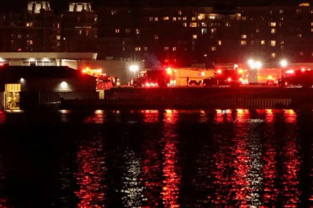I soccorsi a Washington sul luogo della tragedia