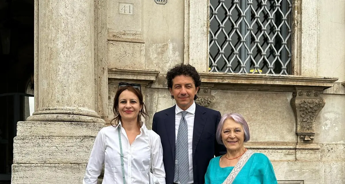 Ci processano perché abbiamo accompagnato Massimiliano a morire