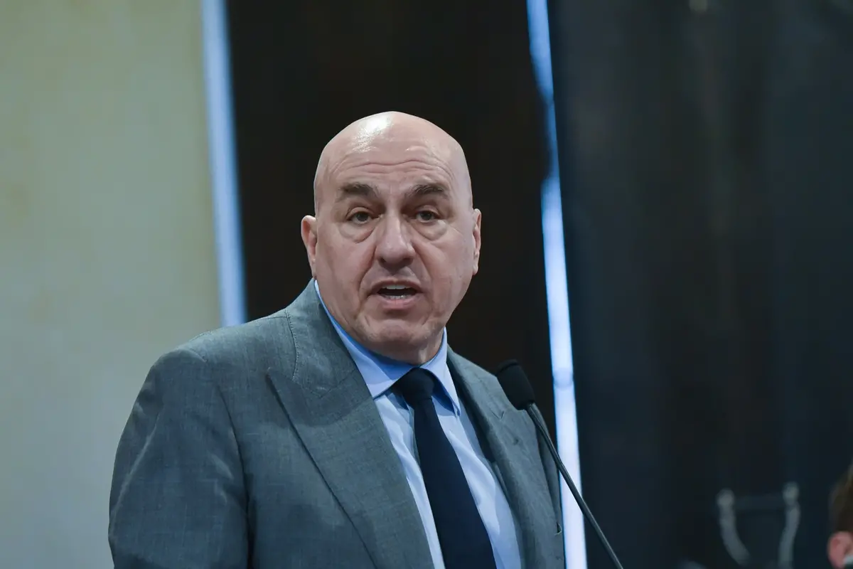 GUIDO CROSETTO MINISTRO DIFESA , IMAGOECONOMICA