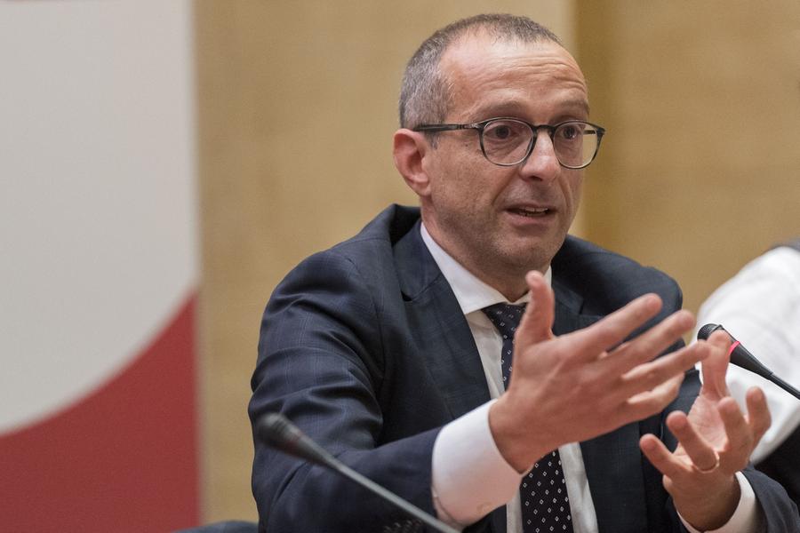 Marche, Ricci indagato a due mesi dalle elezioni: la scure dei pm sul voto