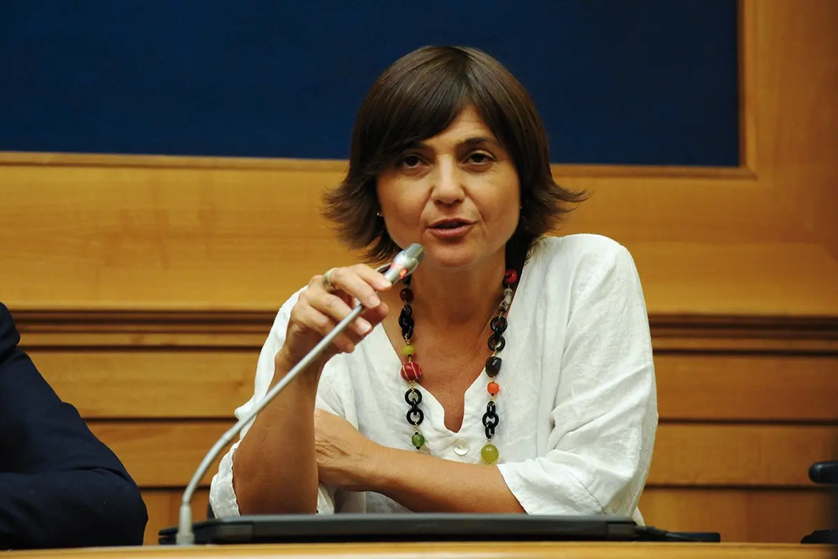 DEBORA SERRACCHIANI POLITICO , IMAGOECONOMICA