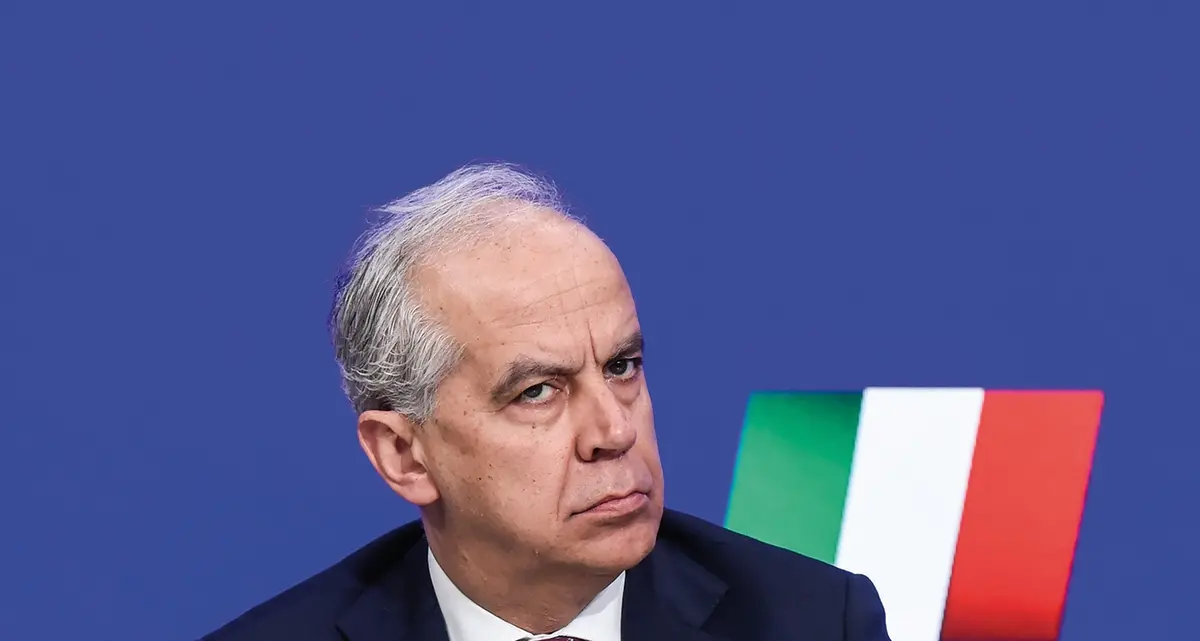 La Libia respinge Piantedosi: «Entrato illegalmente nel Paese»