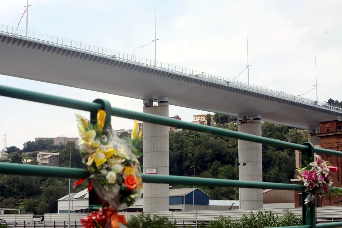 Il nuovo Ponte Morandi , IMAGOECONOMICA