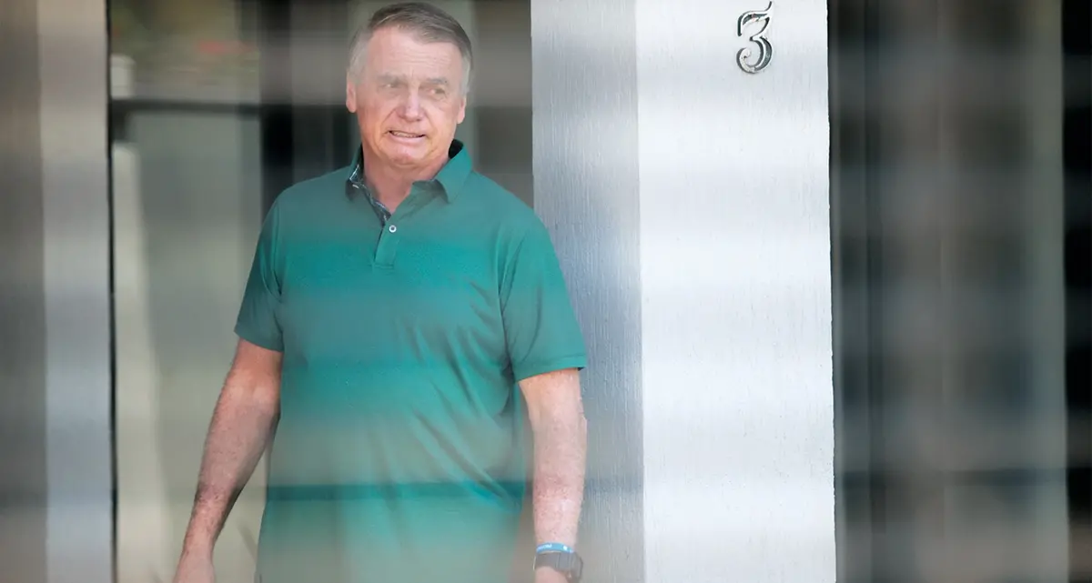 Bolsonaro resta in carcerazione preventiva: confermato il rischio di fuga