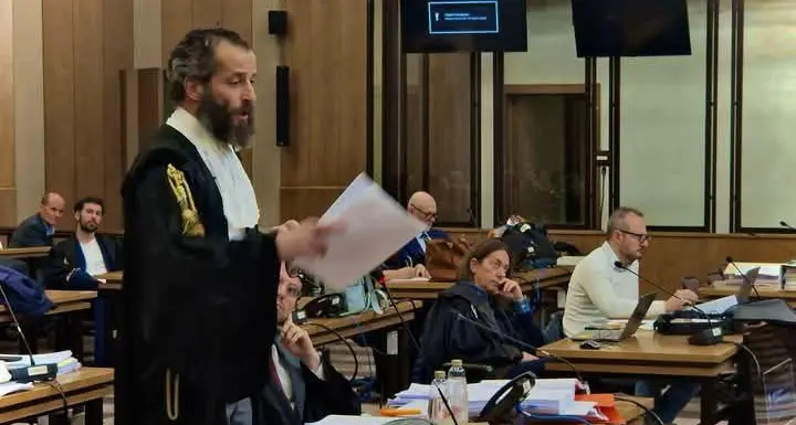 Bibbiano, l’affondo di Canestrini: «Un’enorme balla giudiziaria»