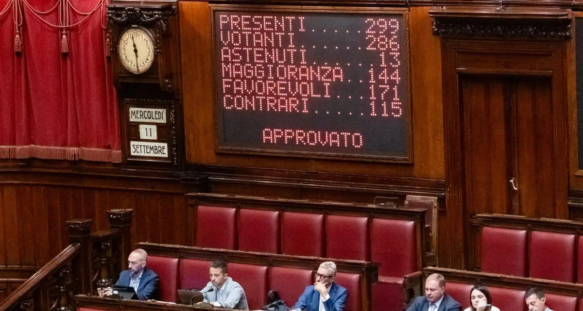 Pacchetti sicurezza, così per trent’anni la politica e i media hanno cavalcato l’onda populista