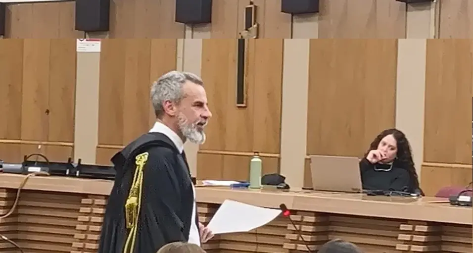 Bibbiano, l’arringa: «Affidatarie in ostaggio da sei anni solo per aver amato»