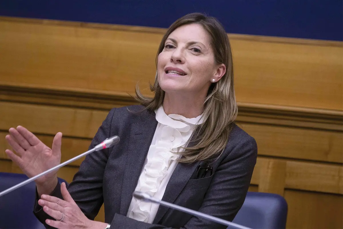 GIUSY BARTOLOZZI POLITICO , IMAGOECONOMICA