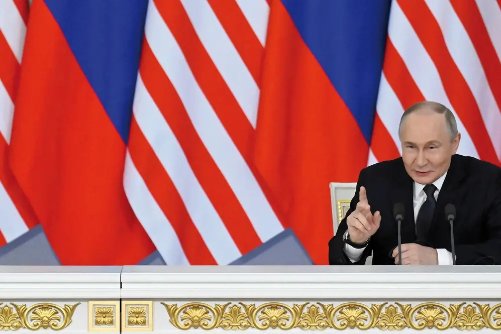 Malaysian Prime Minister Anwar Ibrahim, left, and Russian President Vladimir Putin react during a joint press statement at the Kremlin in Moscow, Russia, Wednesday, May 14, 2025. (Alexander Nemenov/Pool Photo via AP) , APN