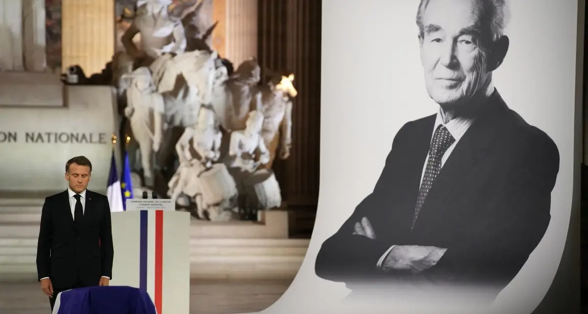 Robert Badinter, il volto coraggioso della giustizia