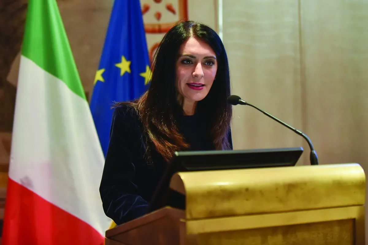 PINA PICIERNO POLITICO , IMAGOECONOMICA