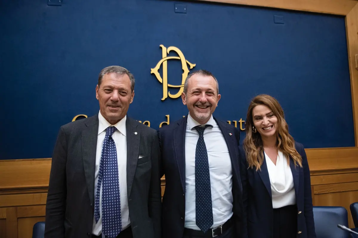 IMAGOECONOMICA