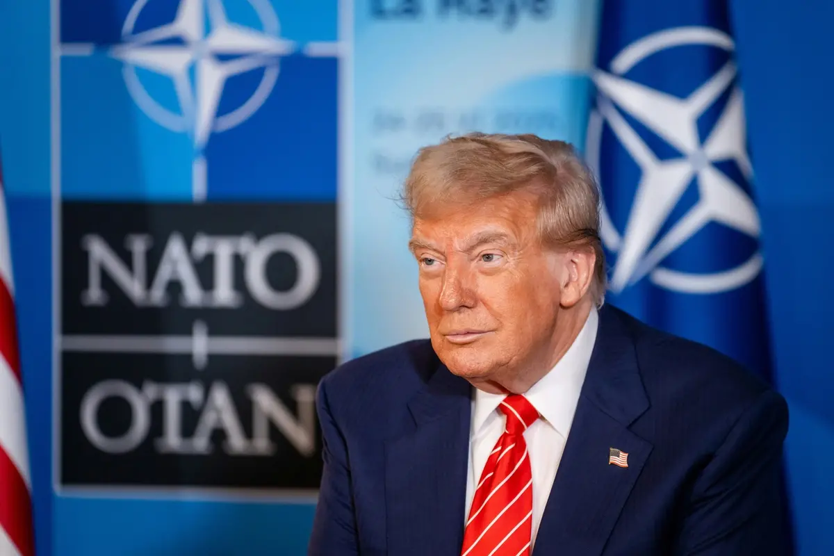DONALD TRUMP NATO , IMAGOECONOMICA
