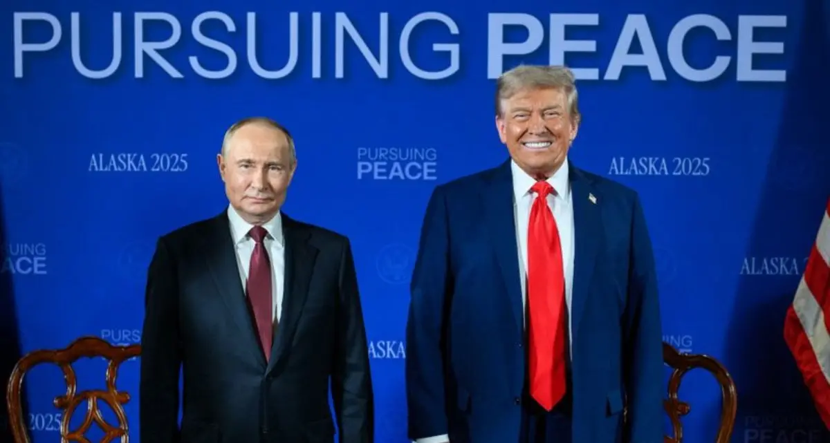 Attacco record su Kiev, quattro morti: Trump annuncia nuove sanzioni mentre leader europei volano negli Usa per discutere di pace
