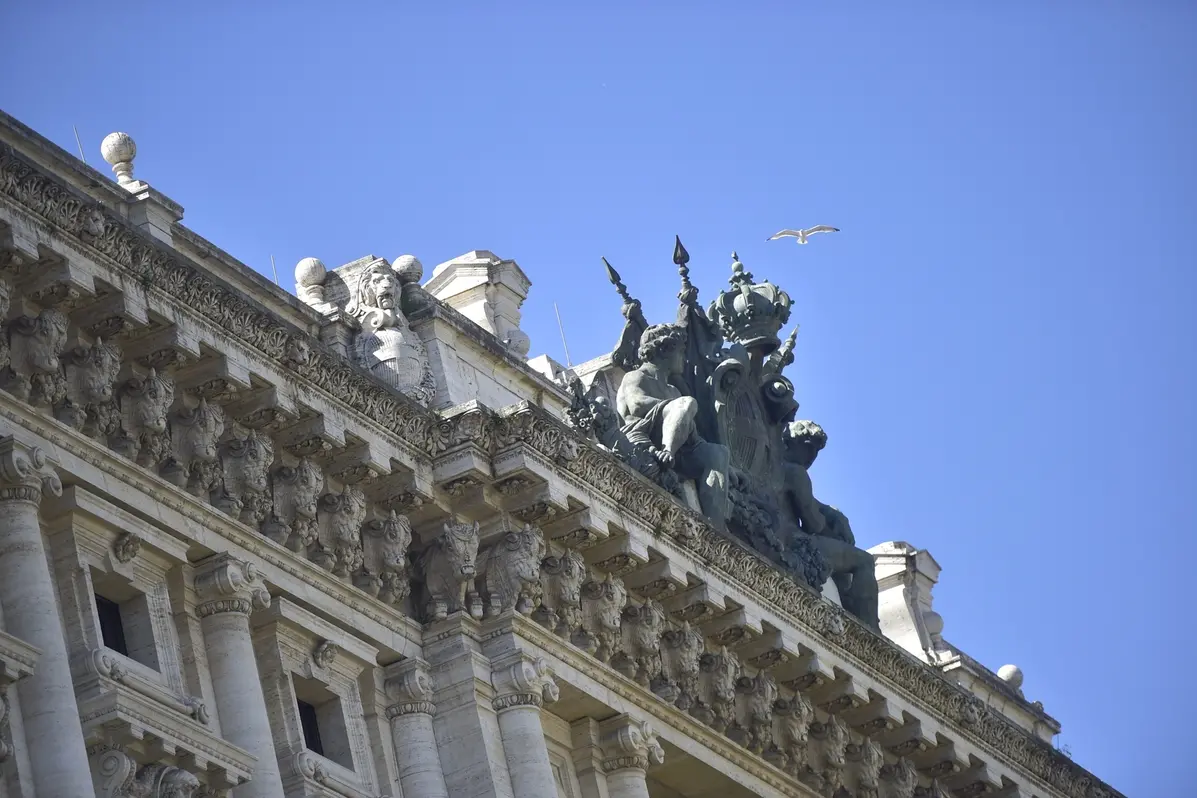 PALAZZO DI GIUSTIZIA PALAZZACCIO PIAZZA CAVOUR CORTE SUPREMA DI CASSAZIONE , IMAGOECONOMICA