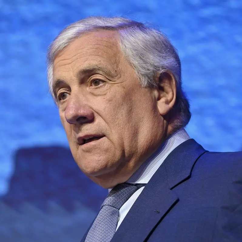 La calda estate di Forza Italia. Antonio Tajani al bivio tra lealtà e visibilità