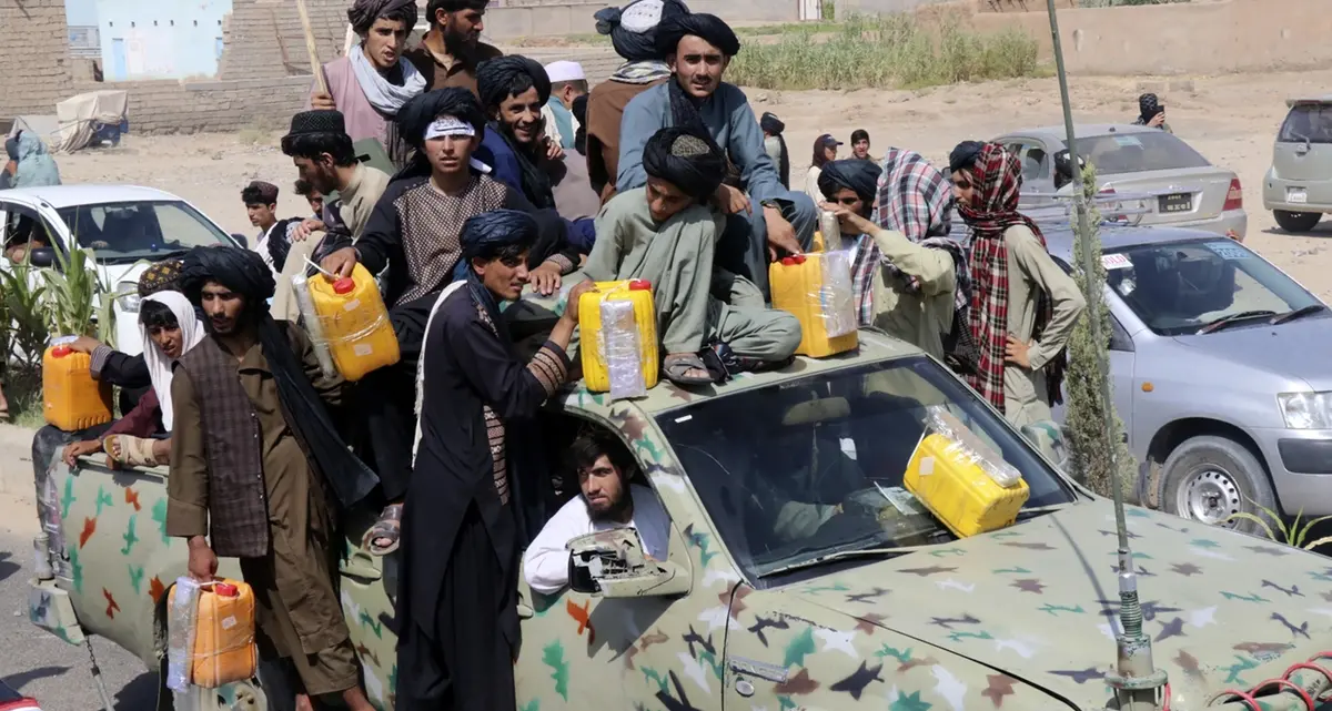 Pakistan, esercito uccide 31 talebani