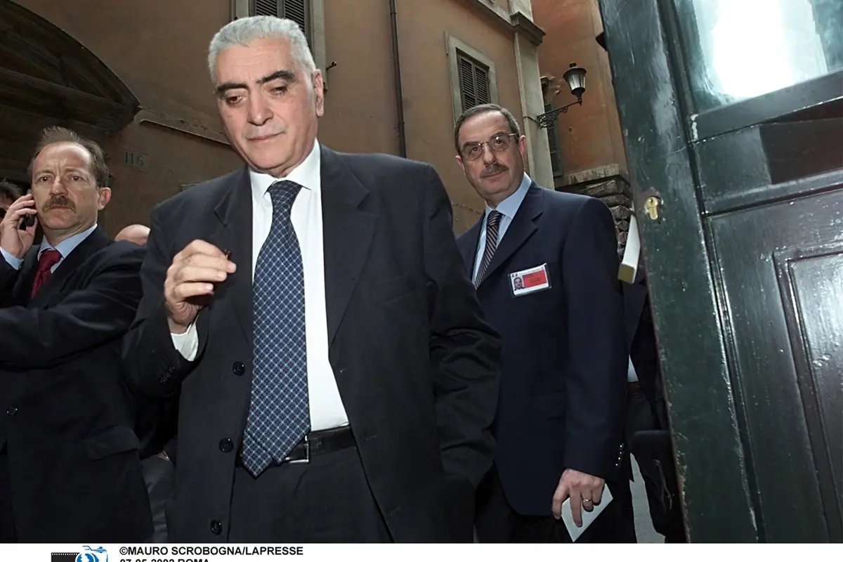 \\u00A9MAURO SCROBOGNA/LAPRESSE 07-05-2002 ROMA POLITICA NELLA FOTO IL PROCURATORE CAPO DI NAPOLI AGOSTINO CORDOVA , LAPRESSE