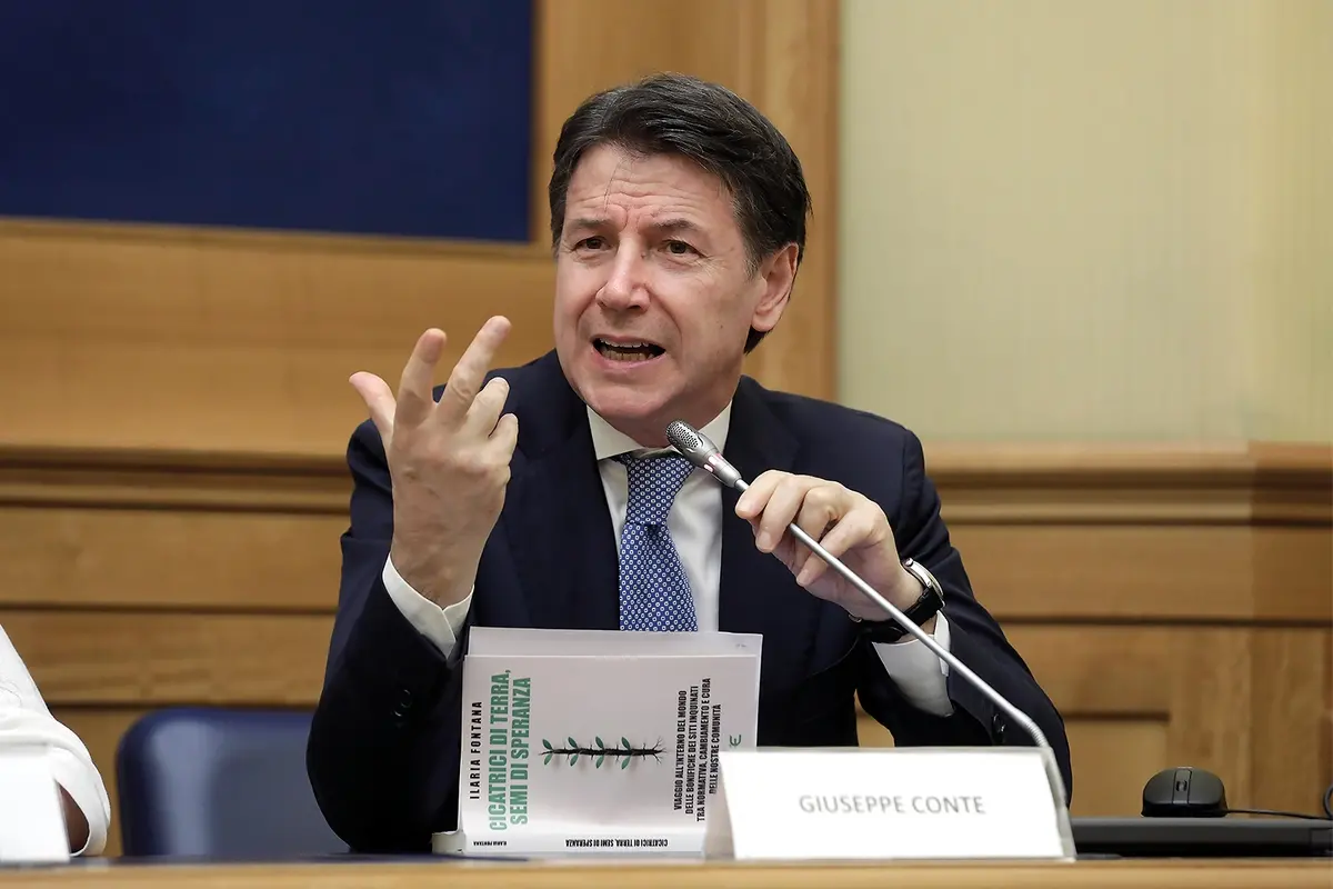 GIUSEPPE CONTE PRESIDENTE M5S , IMAGOECONOMICA