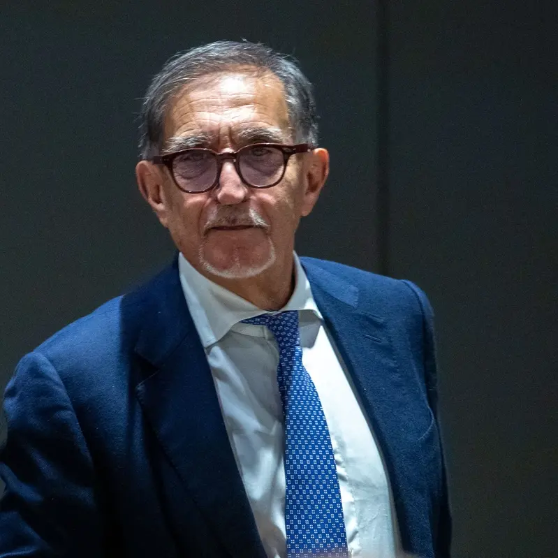 Carriere separate, i dubbi di La Russa e i complessi storici della destra italiana