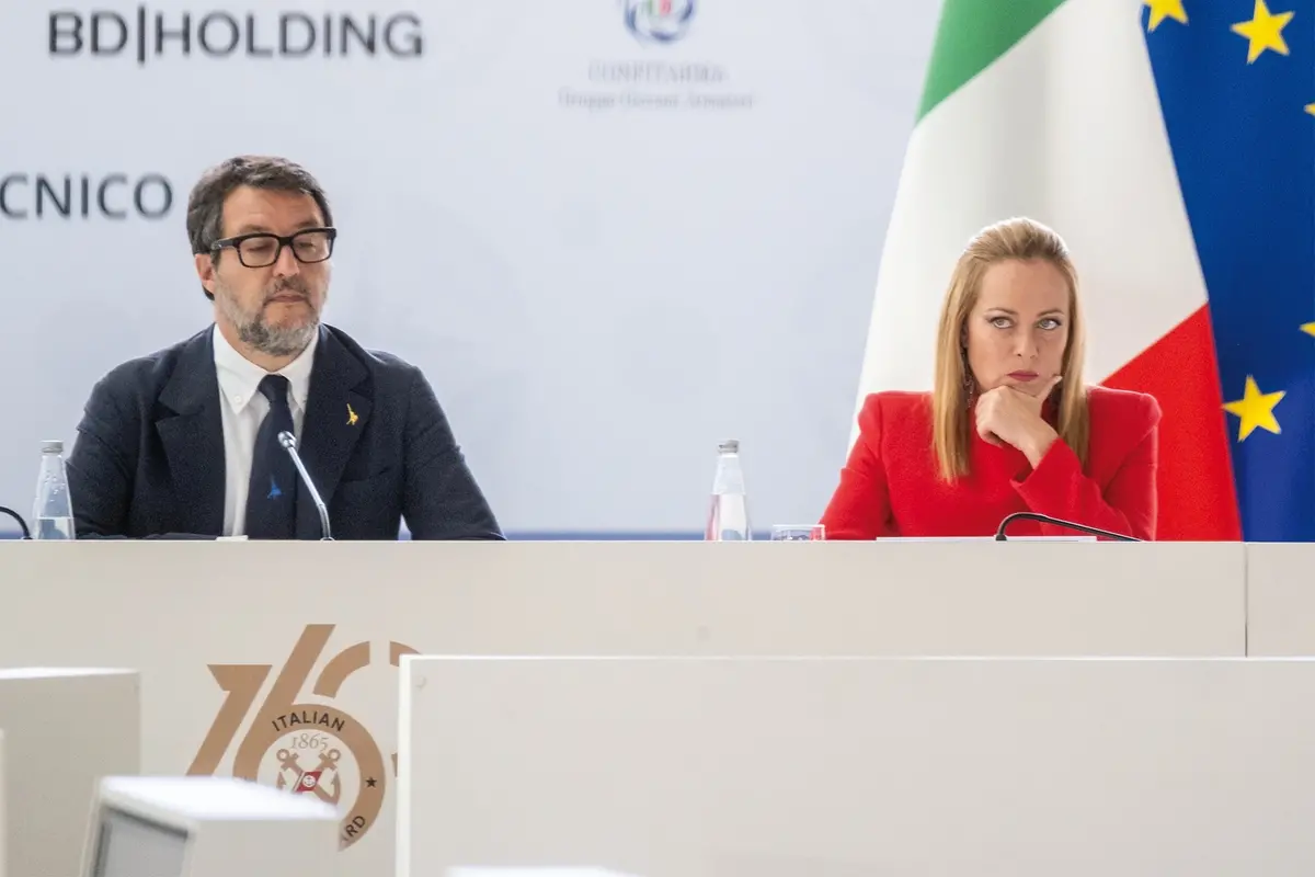 Il vice Pm \\u00E8 Ministro dei trasporti Matteo Salvini, il Presidente del Consiglio Giorgia Meloni in occasione del Costal Guard Global Summit, 160.mo anniversario di fondazione del Corpo delle Capitanerie di Porto e Guardia Costiera. Roma, Gioved\\u00EC 11 Settembre 2025. (foto Mauro Scrobogna / LaPresse) Vice PM and Minister of Transport Matteo Salvini, Prime Minister Giorgia Meloni on the occasion of the Coast Guard Global Summit, 160.Mo Anniversary of the foundation of the body of the Port Authorities and Coast Guard. Rome, Thursday September 11 2025. (Photo by Mauro Scrobogna / LaPresse) , LAPRESSE