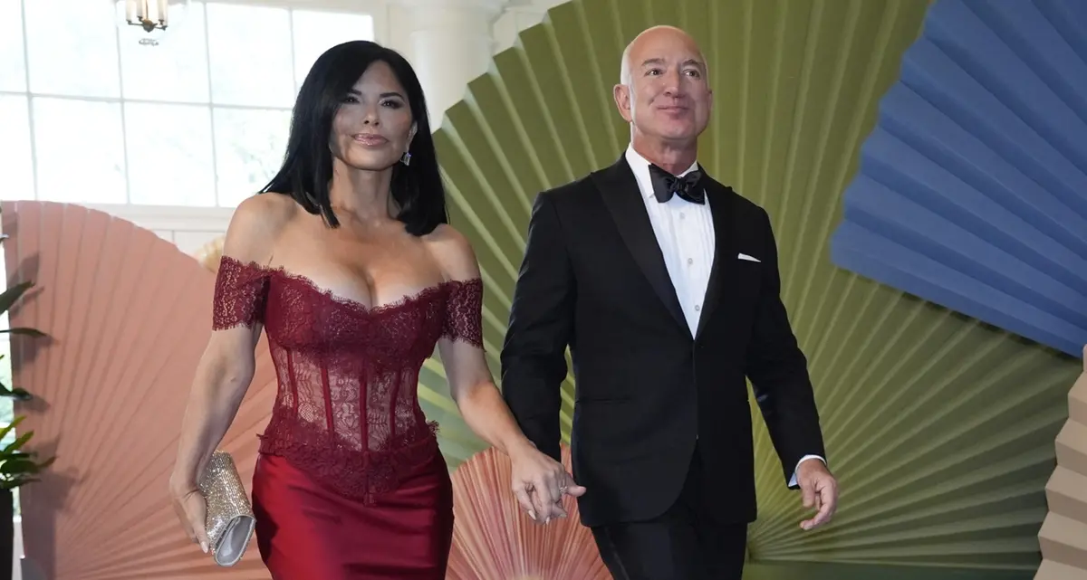 Neanche i miliardi di Bezos possono comprarsi Venezia...