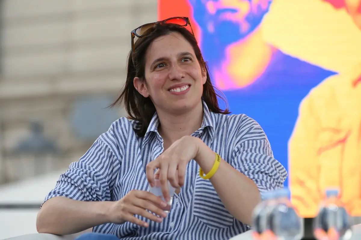 ELLY SCHLEIN PD , IMAGOECONOMICA
