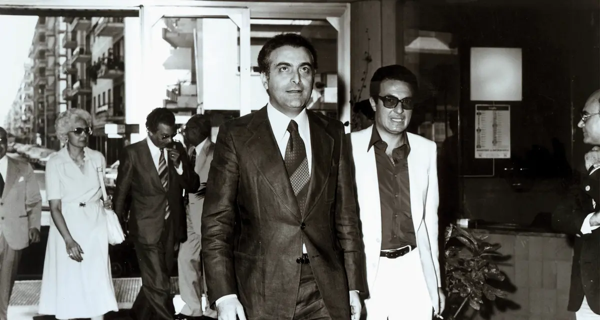 L’omicidio Mattarella e il guanto del killer: un reperto fantasma