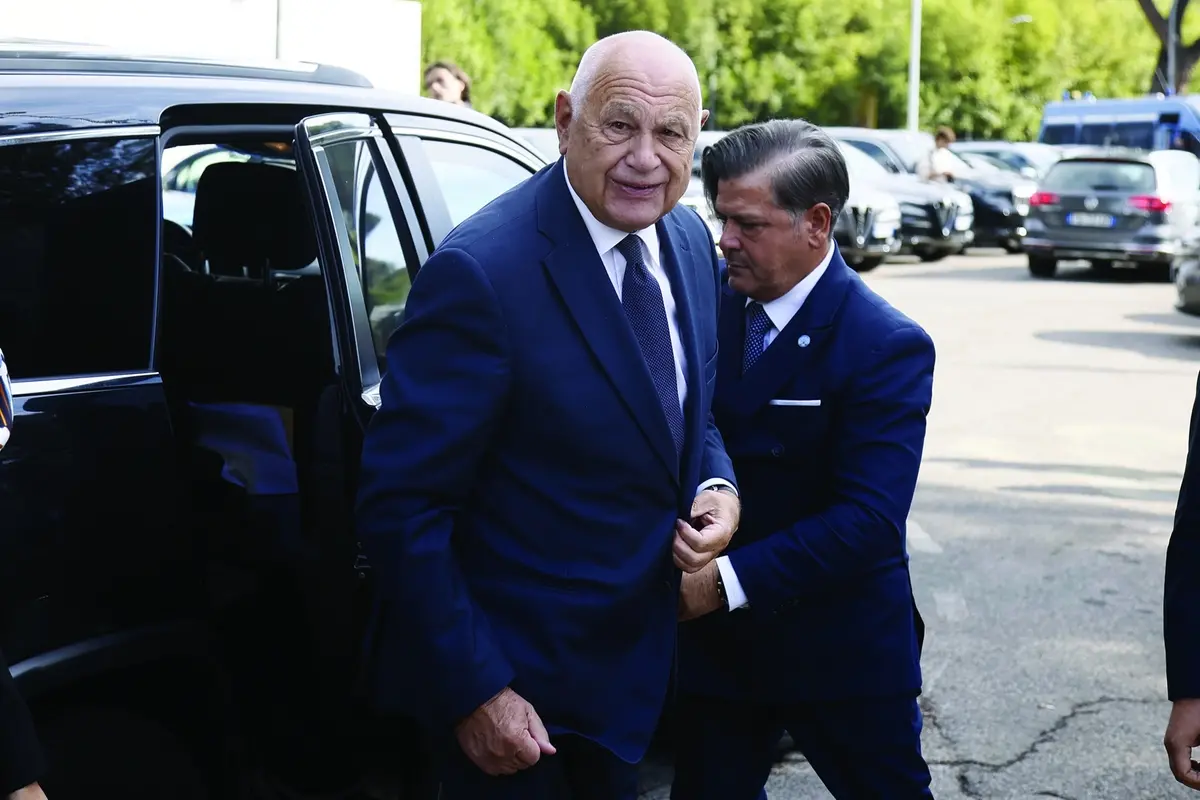 Ministro della Giustizia Carlo Nordio arriva all\\u2019 Assemblea Annuale di Confindustria - Politica - Roma, Italia - Mercoled\\u00EC , 18 Settembre 2024 (foto Cecilia Fabiano/LaPresse) the Minister of Justice Carlo Nordio during the Confindustria Annual Assembly - Politics - Rome, Italy - Monday\\u2014 Politics \\u2014 Rome, Italy \\u2014 Rome , Italy - Wednesday September 18 , 2024 (photo Cecilia Fabiano / LaPresse)