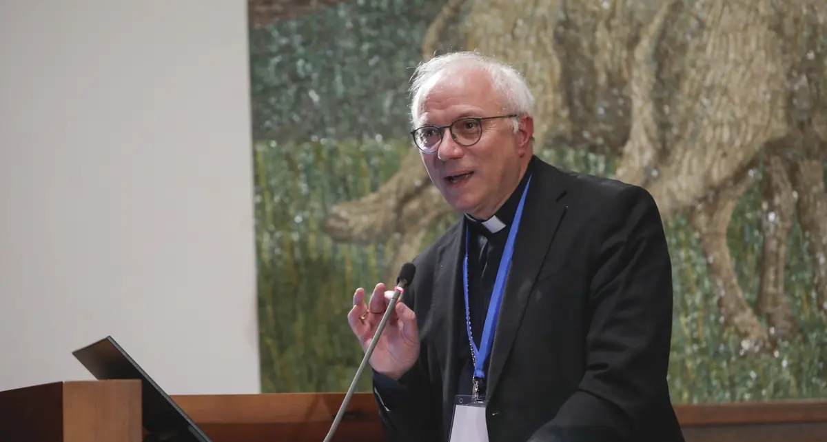 Monsignor Baturi sul fine vita: «Non esiste un diritto alla morte, ma un dovere alla dignità del vivere»