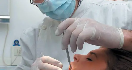 Il “turismo dentale” all'estero è in crescita: pentito un italiano su due