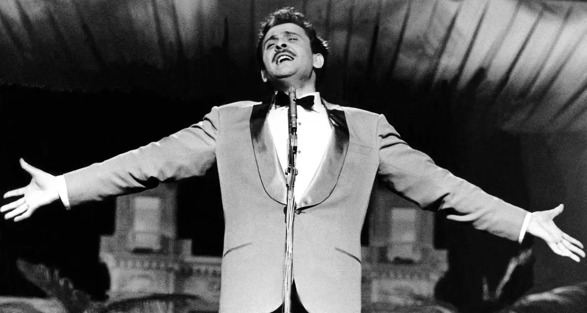 Domenico Modugno e quell’Italia che cambiava nel blu dipinto di blu